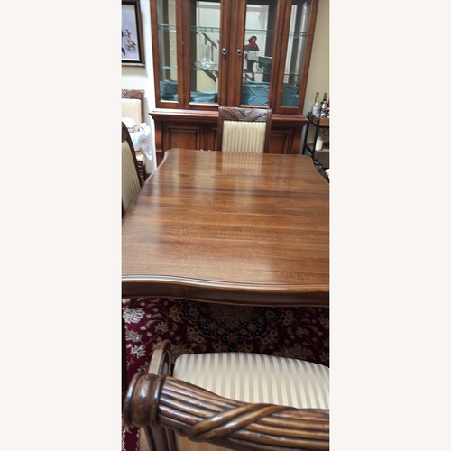 Used Dining Room Table Set for sale on AptDeco