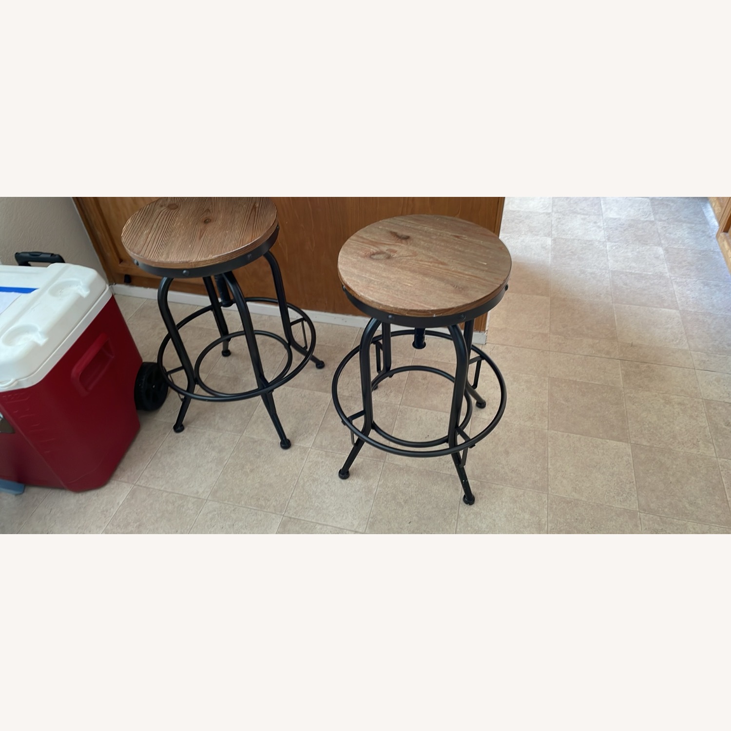 Iron Base Barstool Sets With a Widen Top/Finish - image-3