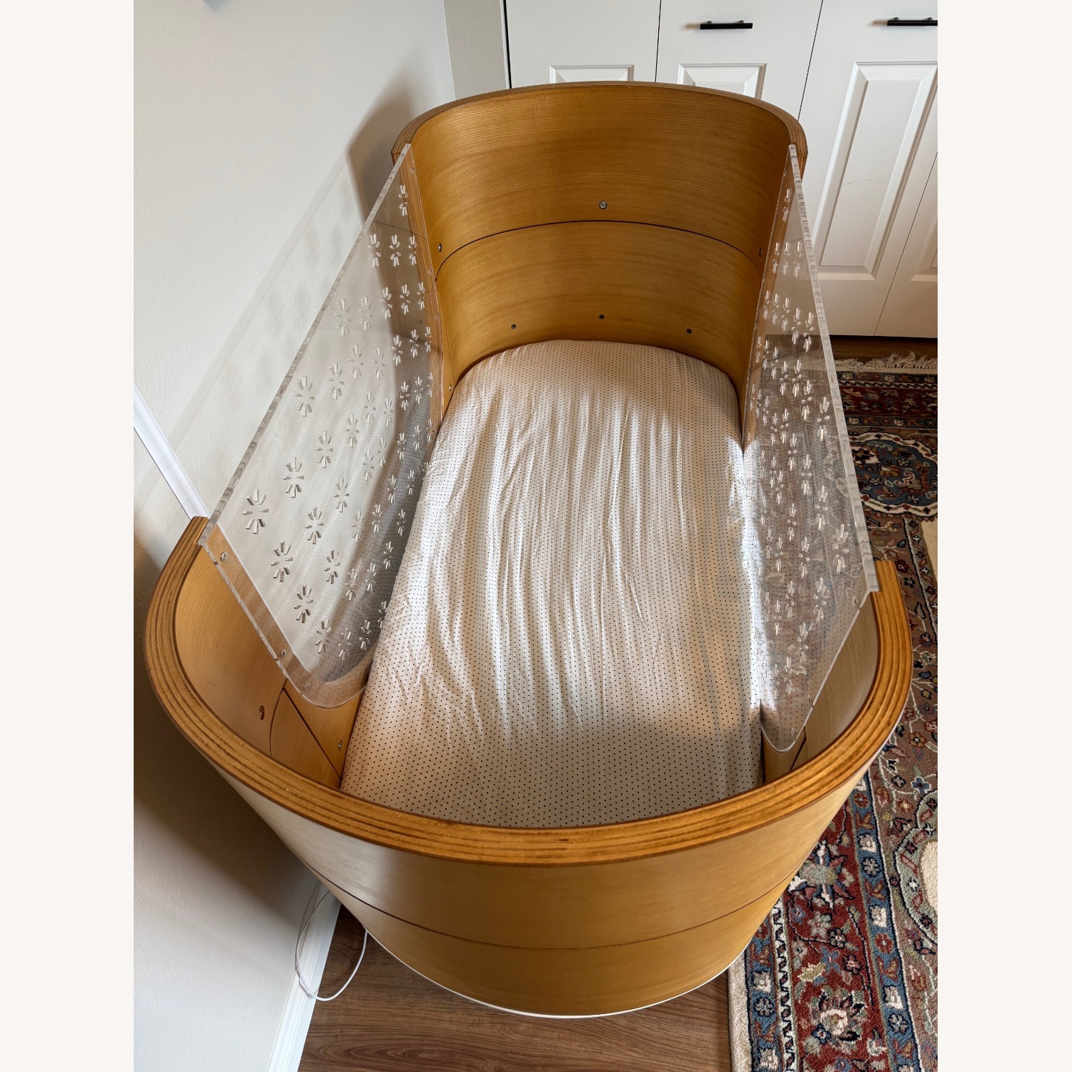 Ubabub Pod 2-in-1 Convertible Crib - image-3