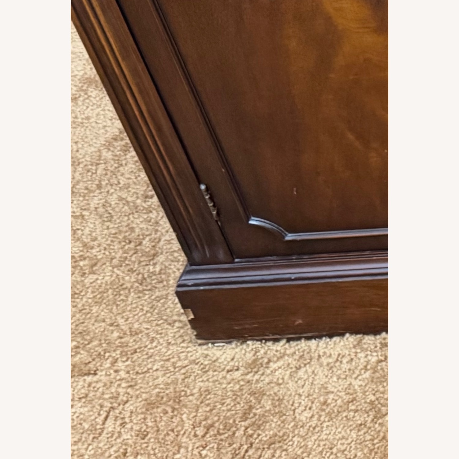 Bernhardt Antique Mahogany Buffet / Sideboard / Credenza - image-5