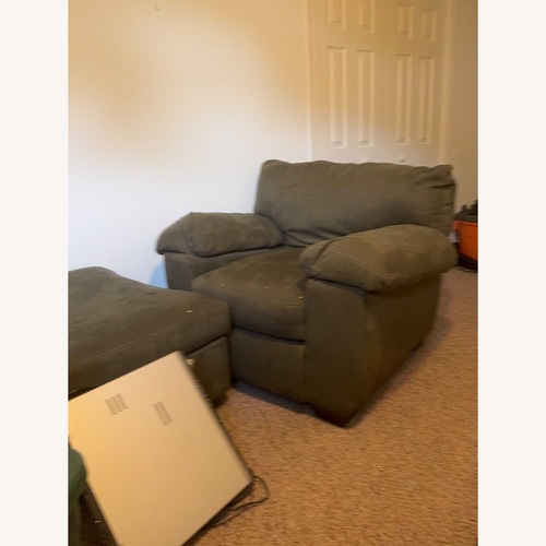 Used Relaxing TV Chair and Leg Rest for sale on AptDeco
