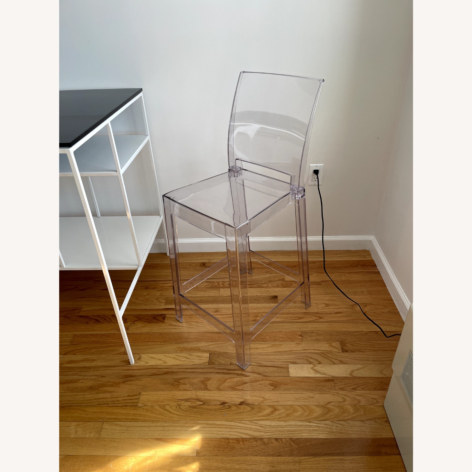 Set of 2 Clear Square Back Counter Height Chairs - image-9