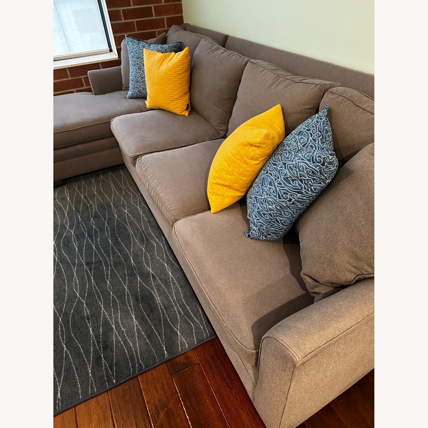 Vanguard American Bungalow Chaise Sectional Sofa - image-4