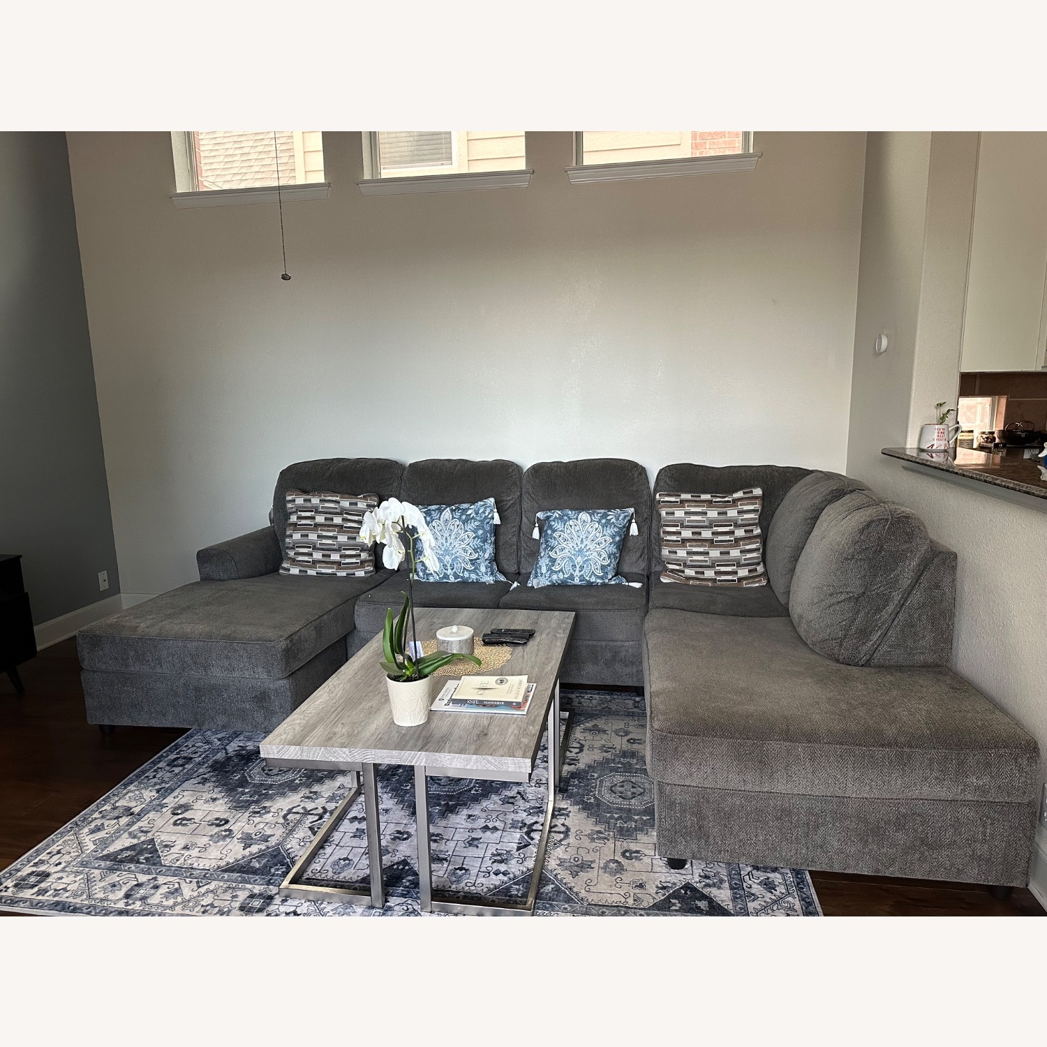 Ashley Sectional Sofa - image-2