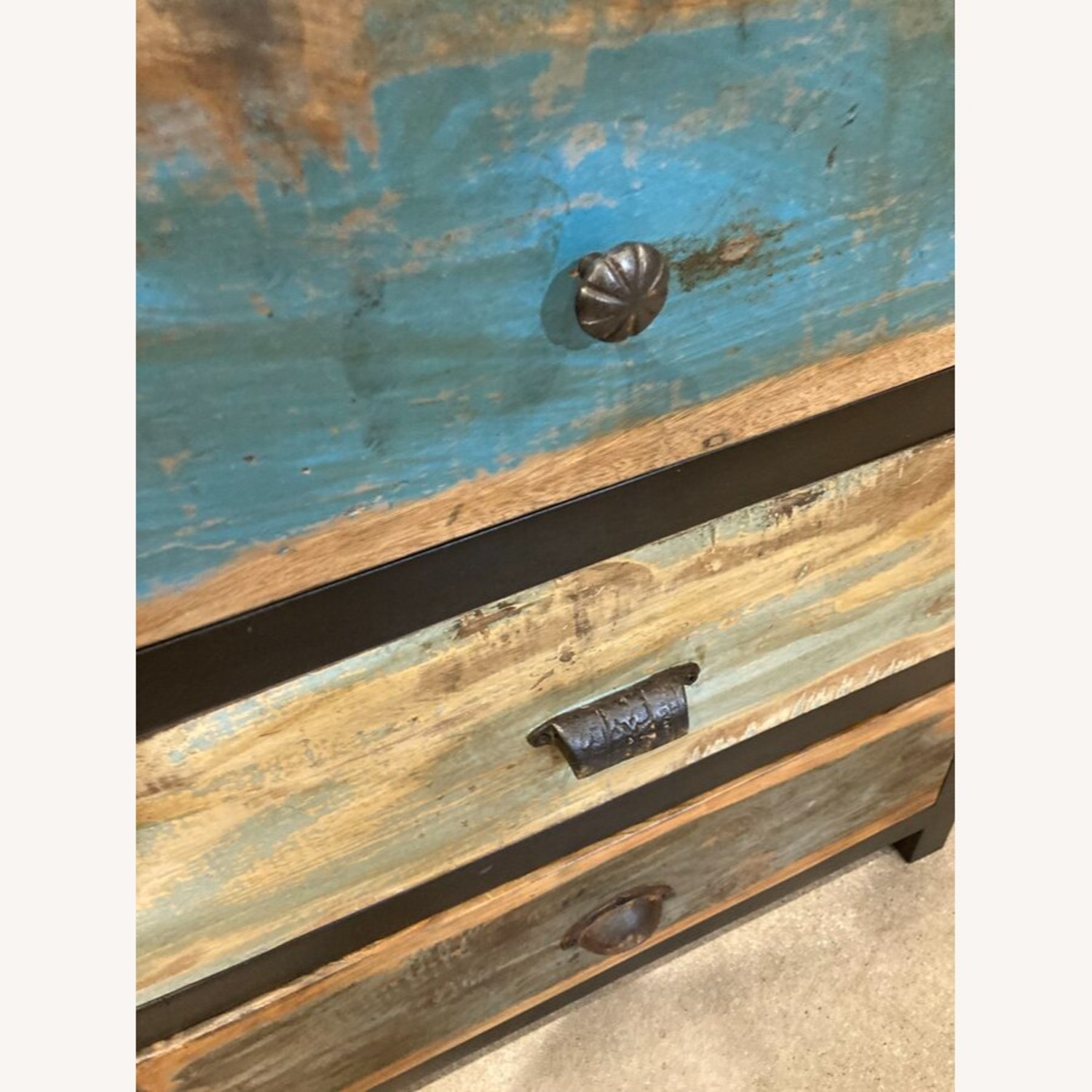 Acta 6-Drawer Small Dresser - image-7