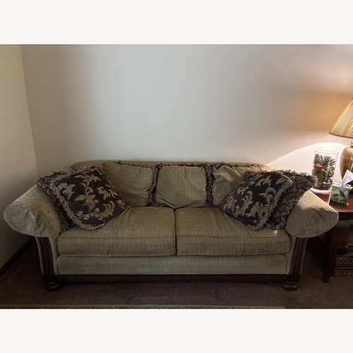 Used 3 Seater Sofa for sale on AptDeco