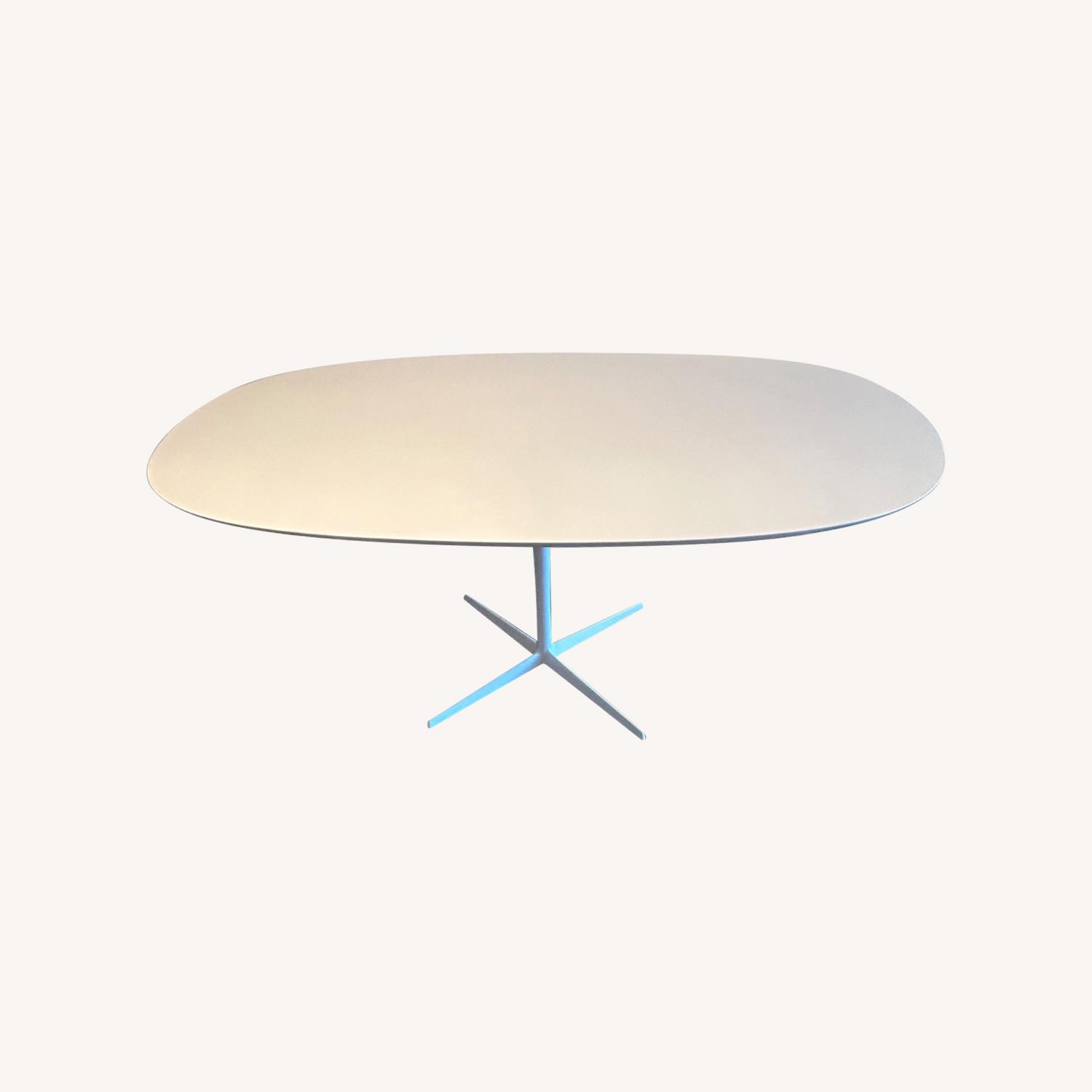 Arper Eolo Oval Dining Table - image-0