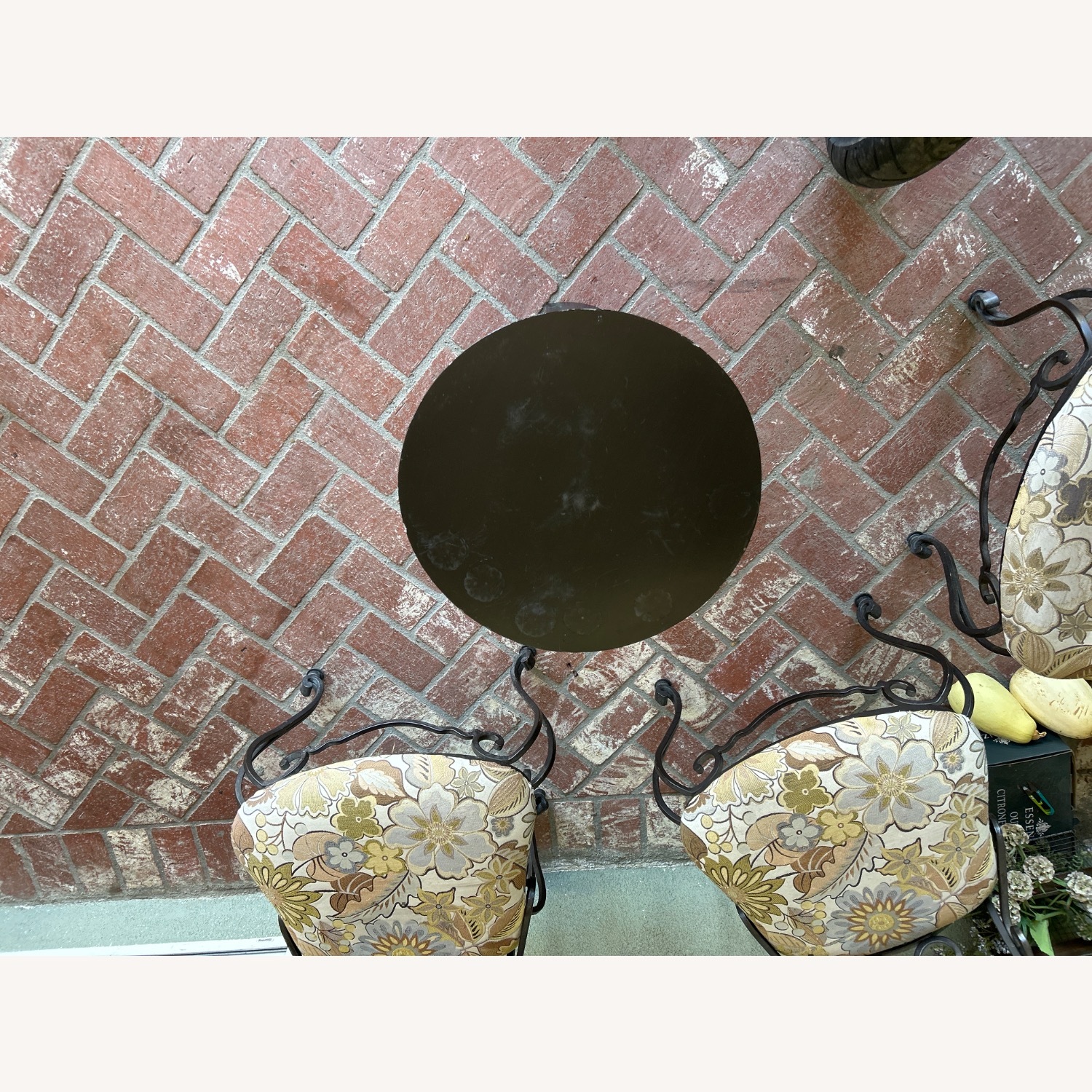 Kreiss Spartan End Table - image-2