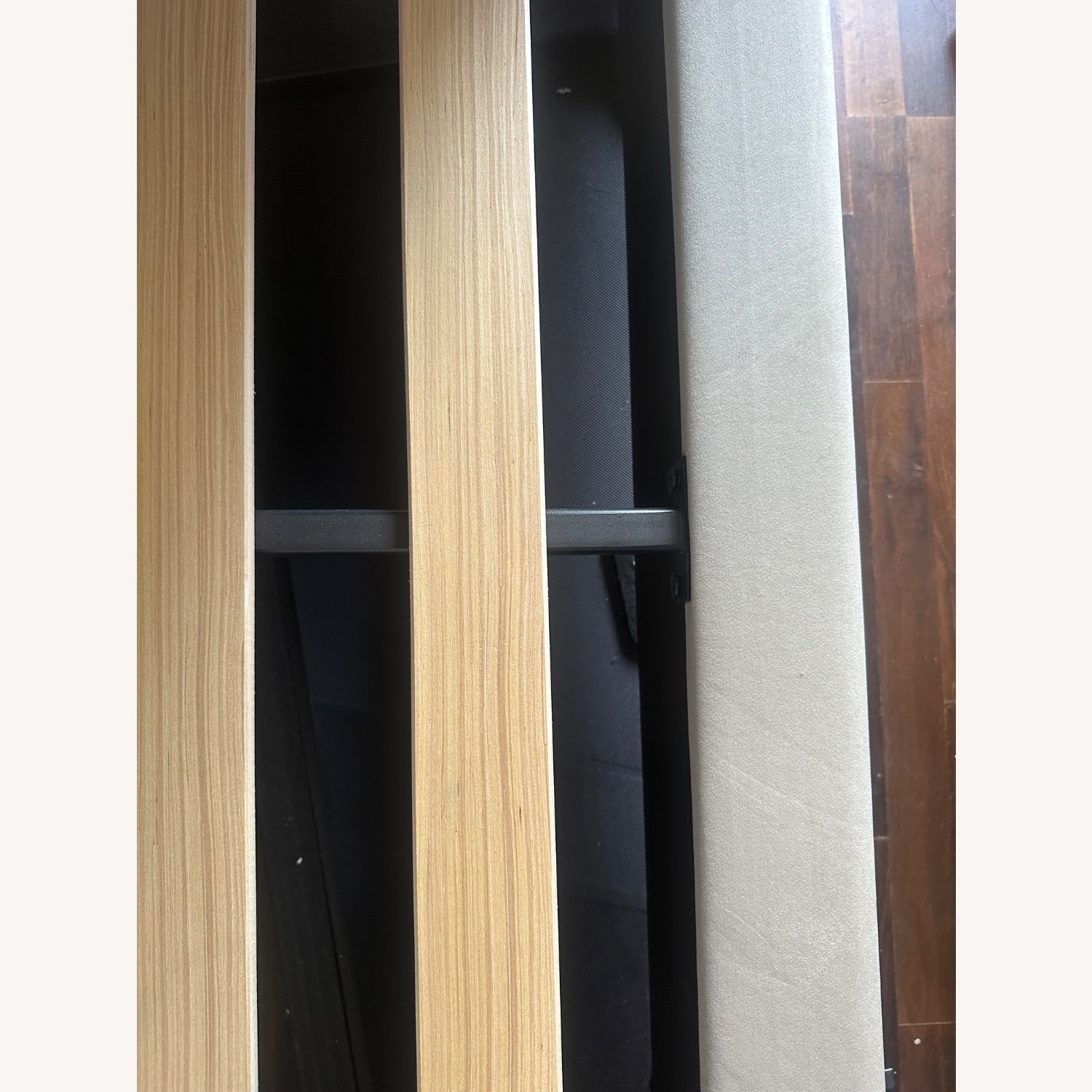 Zinus Shalini Upholstered Bedframe - image-3