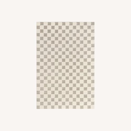 Used Cape May Plush Textured Washable Rug for sale on AptDeco