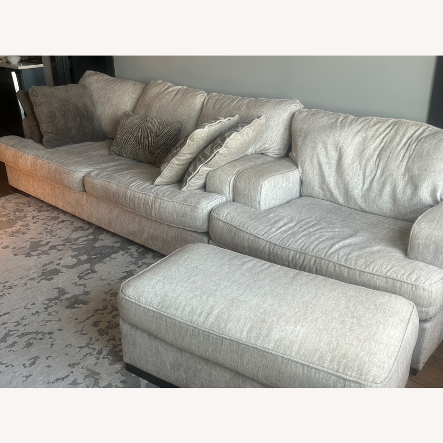 Alesandra Sofa - image-2