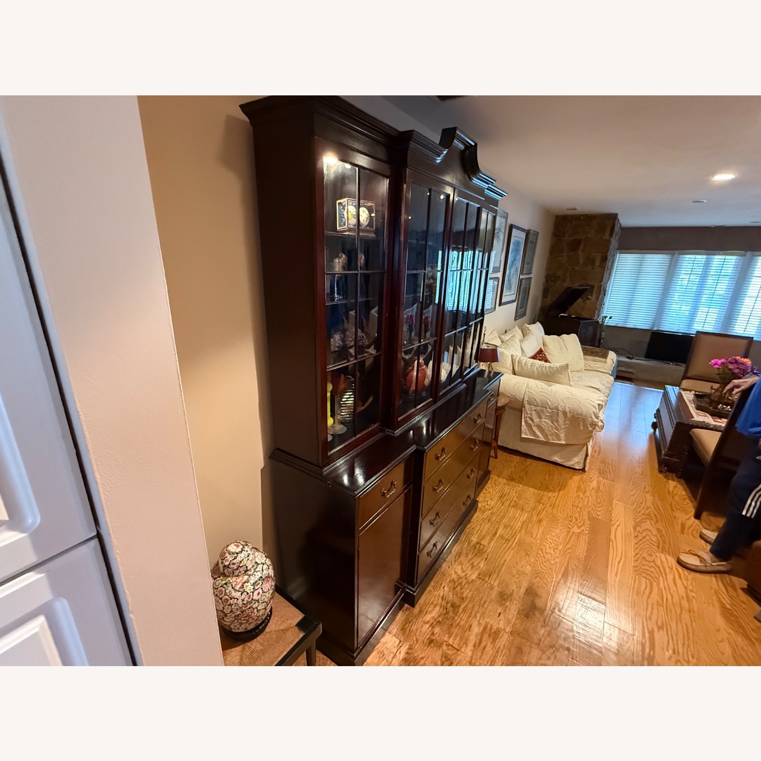 Two Piece Breakftont - image-3