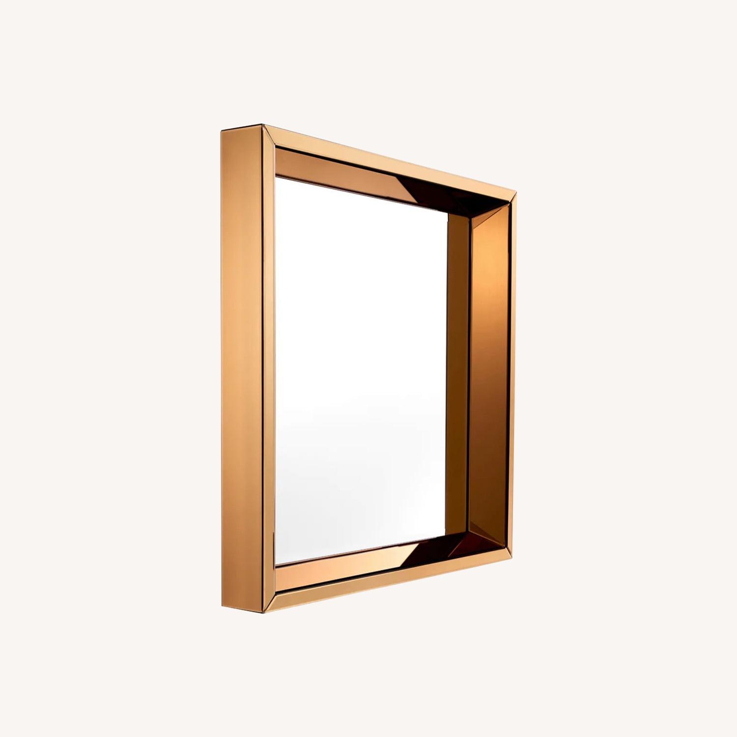 Mirror Sloan - image-0