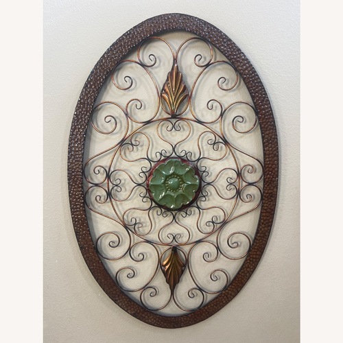 Used Metal Flower Decor for sale on AptDeco
