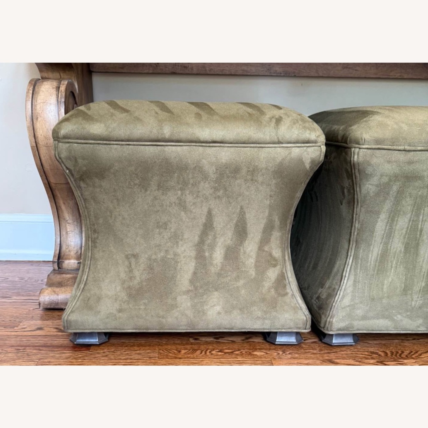 Ethan Allen Corbin Ottoman - image-2