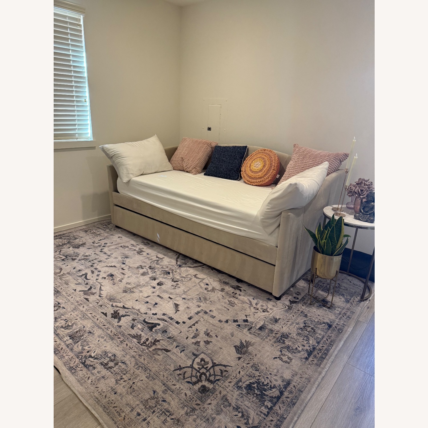 Blue Quartz Ruggable Rug – 8’x10’ - image-2