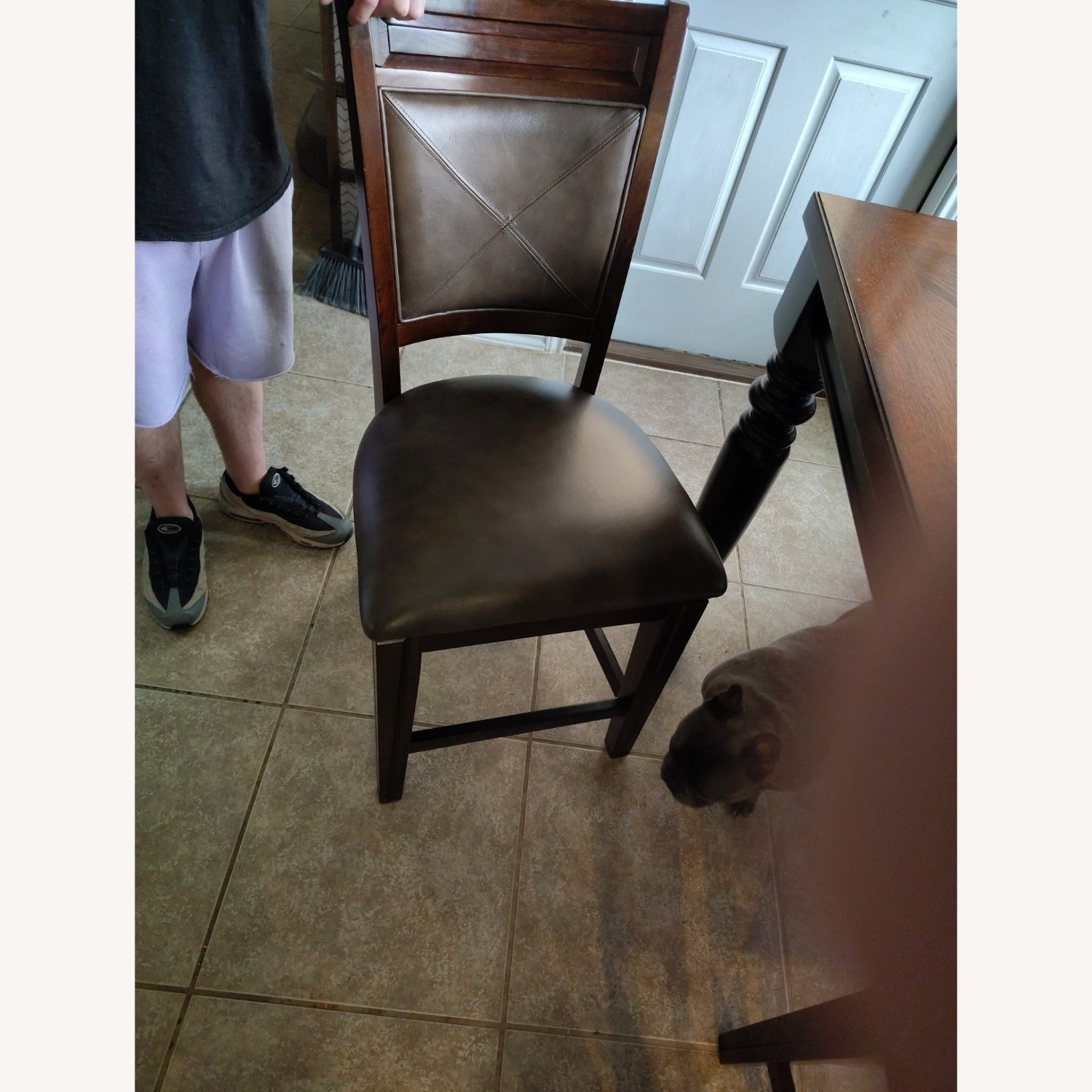 Antique Oak Table with 8 Chairs - image-6