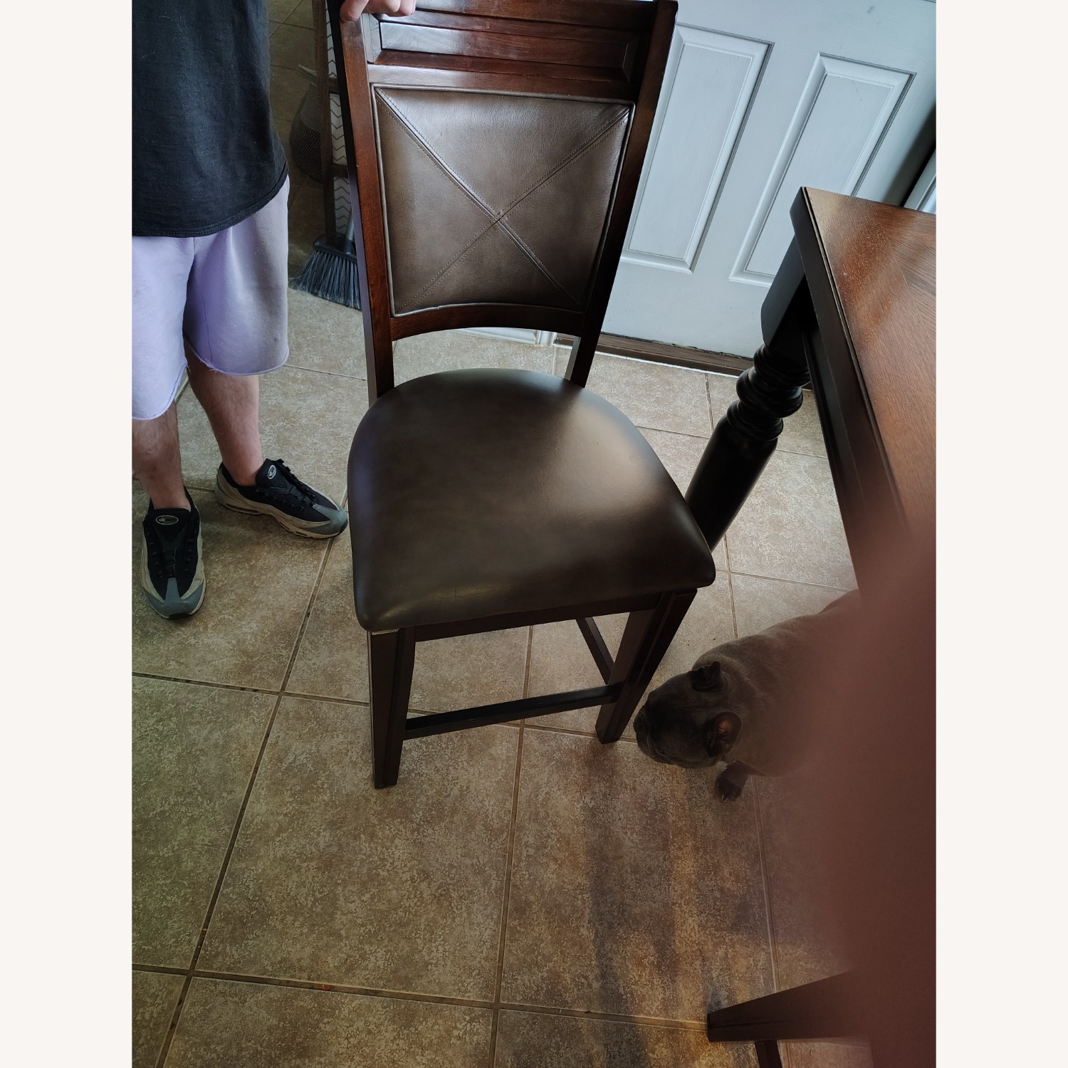 Antique Oak Table with 8 Chairs - image-5