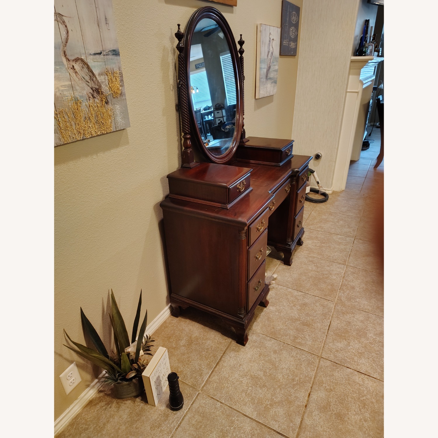 Georgetown Galleries Vanity - image-2