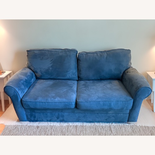 BoConcept Osaka 2.5 Seater in Turquoise - AptDeco
