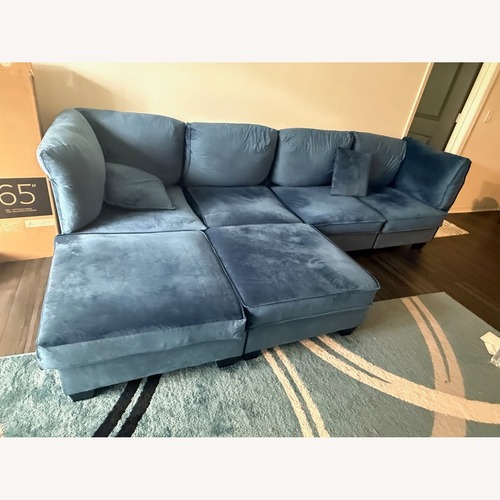 Used Vongrasig 6 Pieces Sectional Couch Modular Sofa for sale on AptDeco
