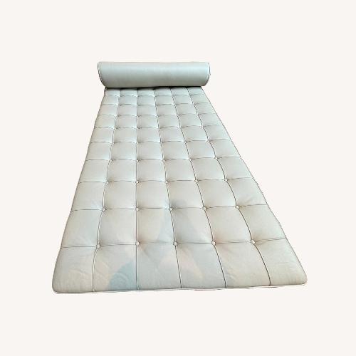 Used Knoll Barcelona Daybed Beige Leather for sale on AptDeco