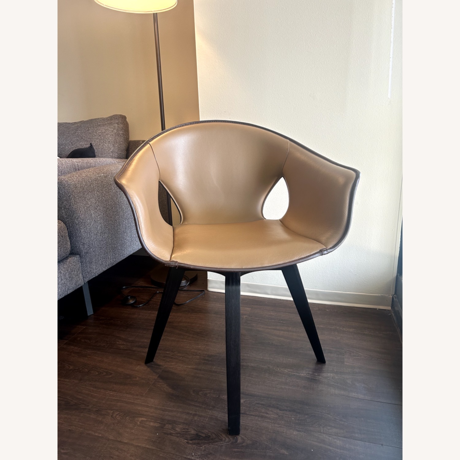 Poltrona Frau Roberto Lazzeroni Swivel Armchair - image-2