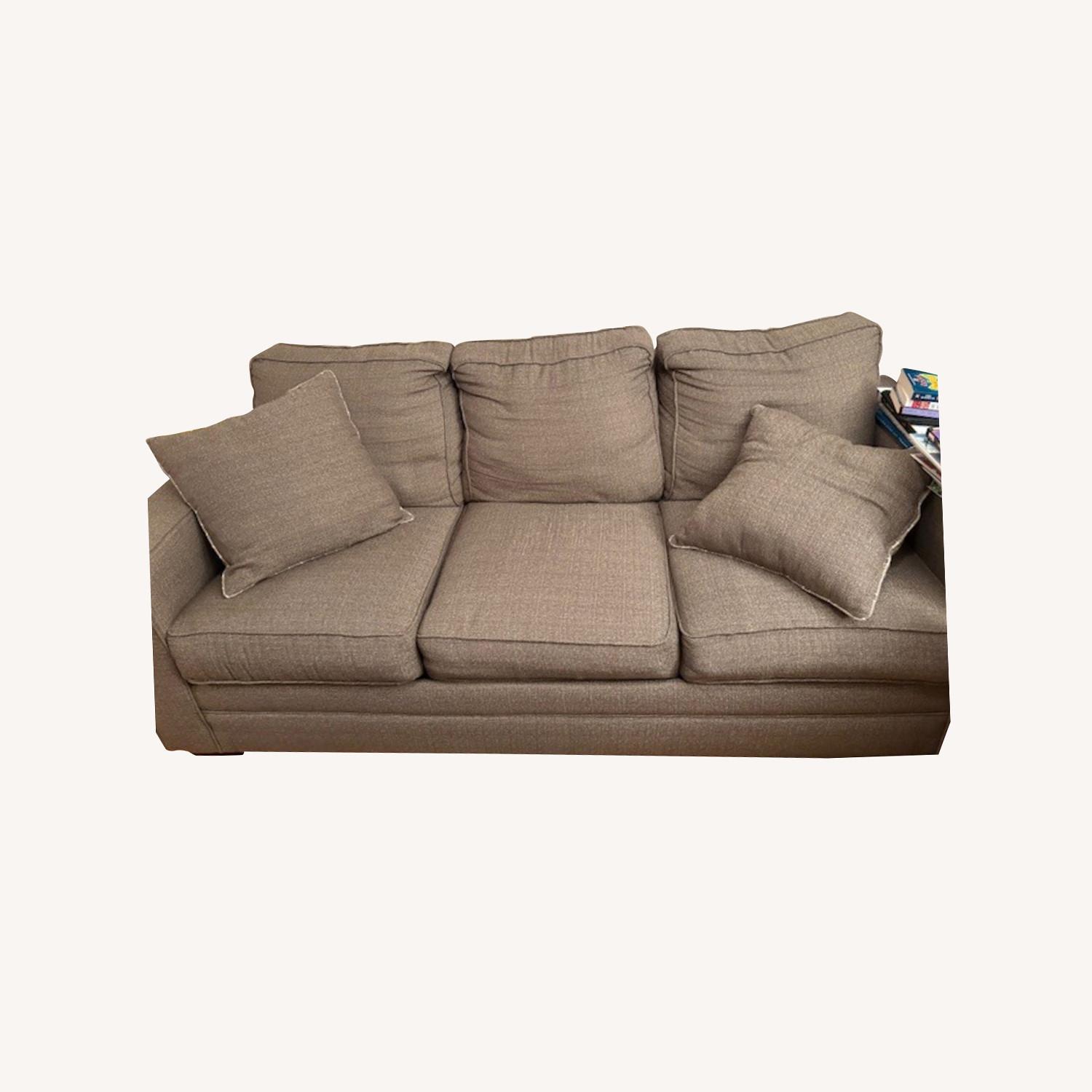 Bob's Sleeper Sofa - image-0