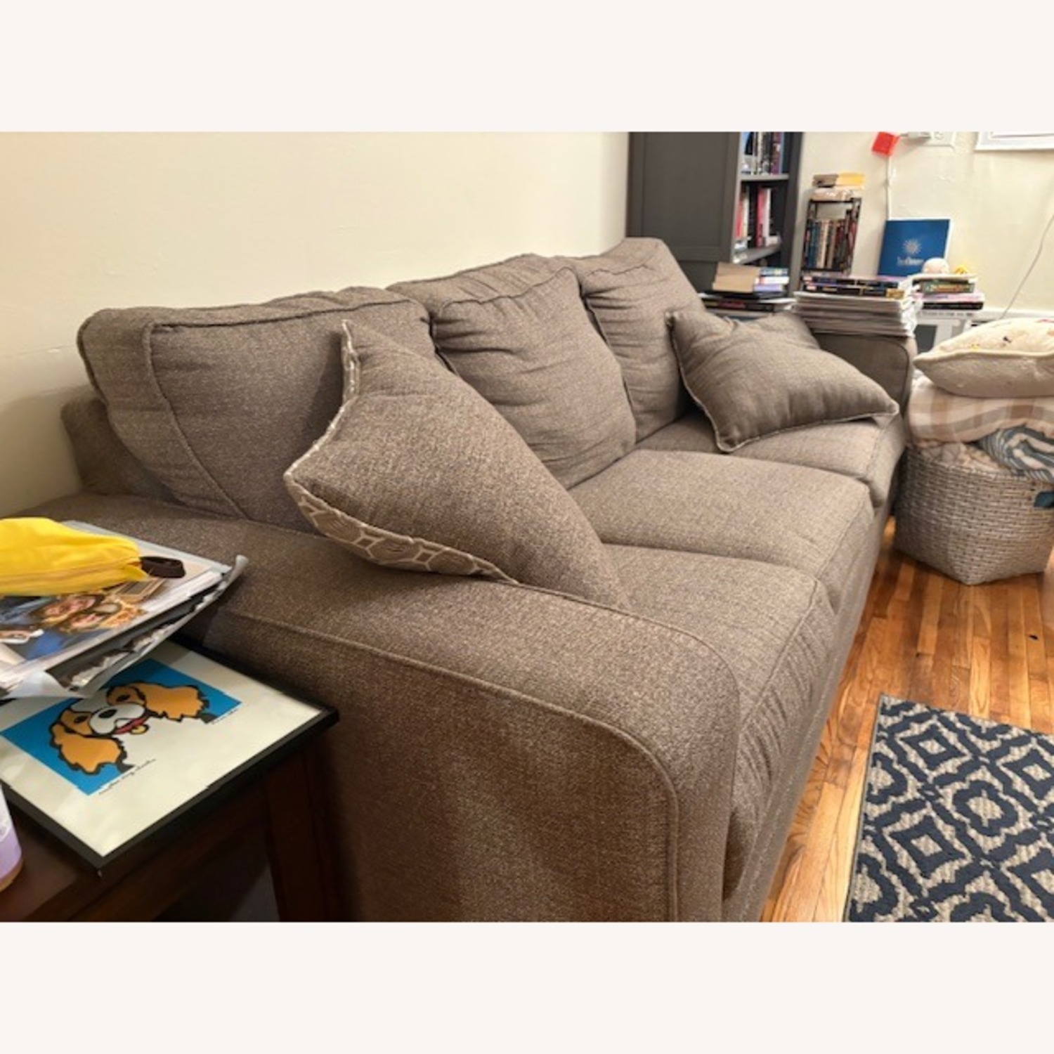 Bob's Sleeper Sofa - image-2
