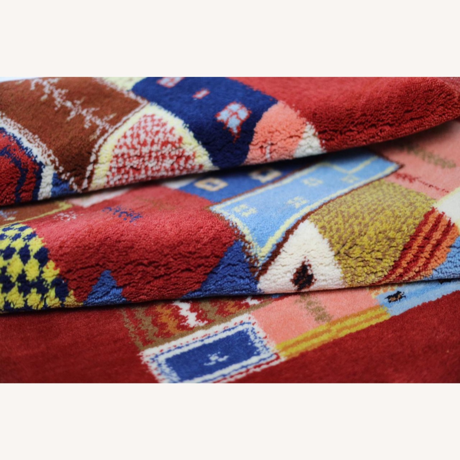 Traditional Knotted Carpet 100% Naturally Dyed - image-3