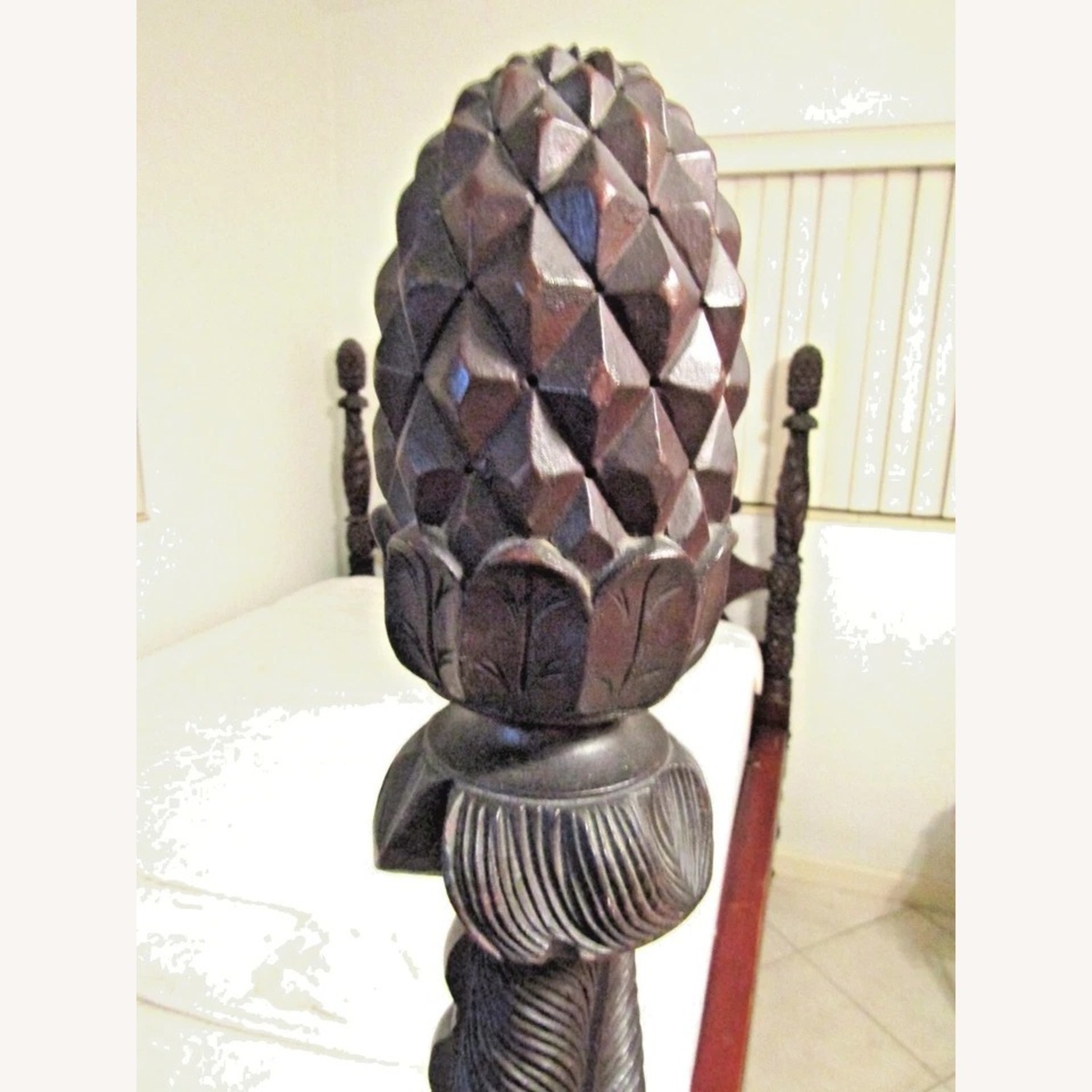 Federal Mahogany Full Pineapple Four Poster Bed - image-2