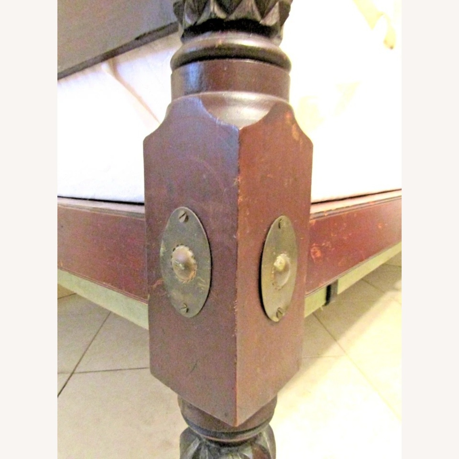 Federal Mahogany Full Pineapple Four Poster Bed - image-5