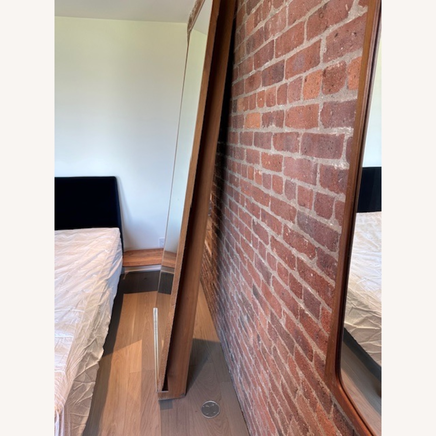 Desiron Easel Mirror - image-1