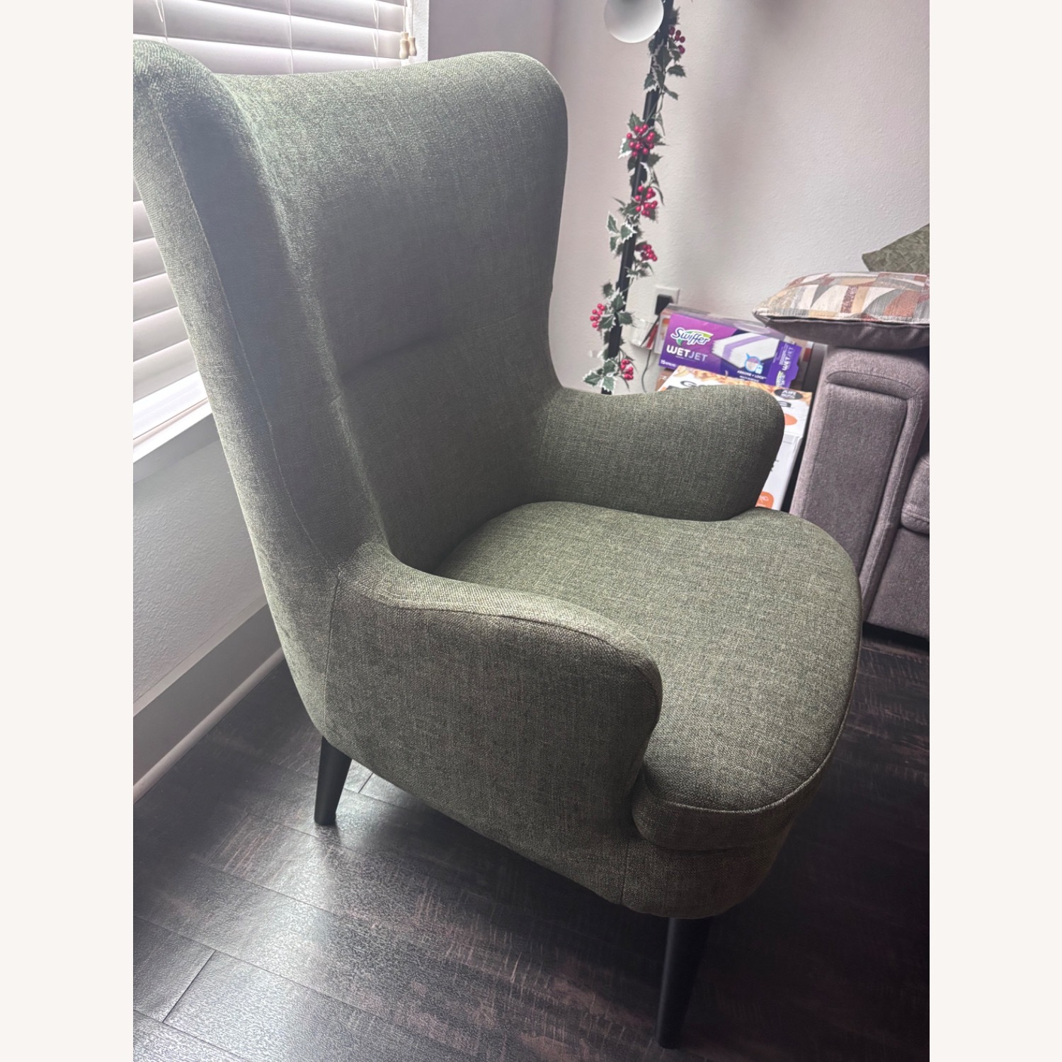 Parling Accent Chair - image-3