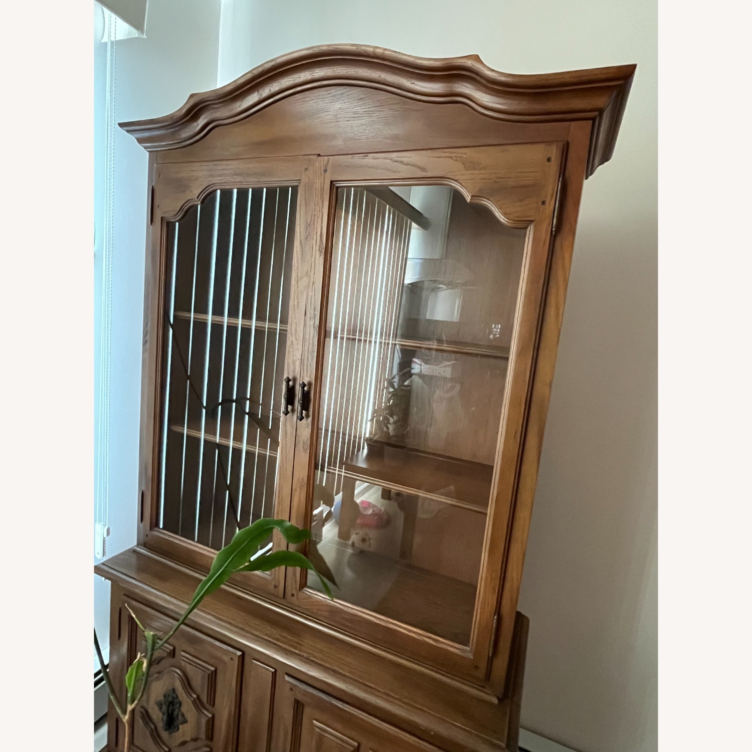 Vintage Keller China Cabinet Solid Wood - image-5