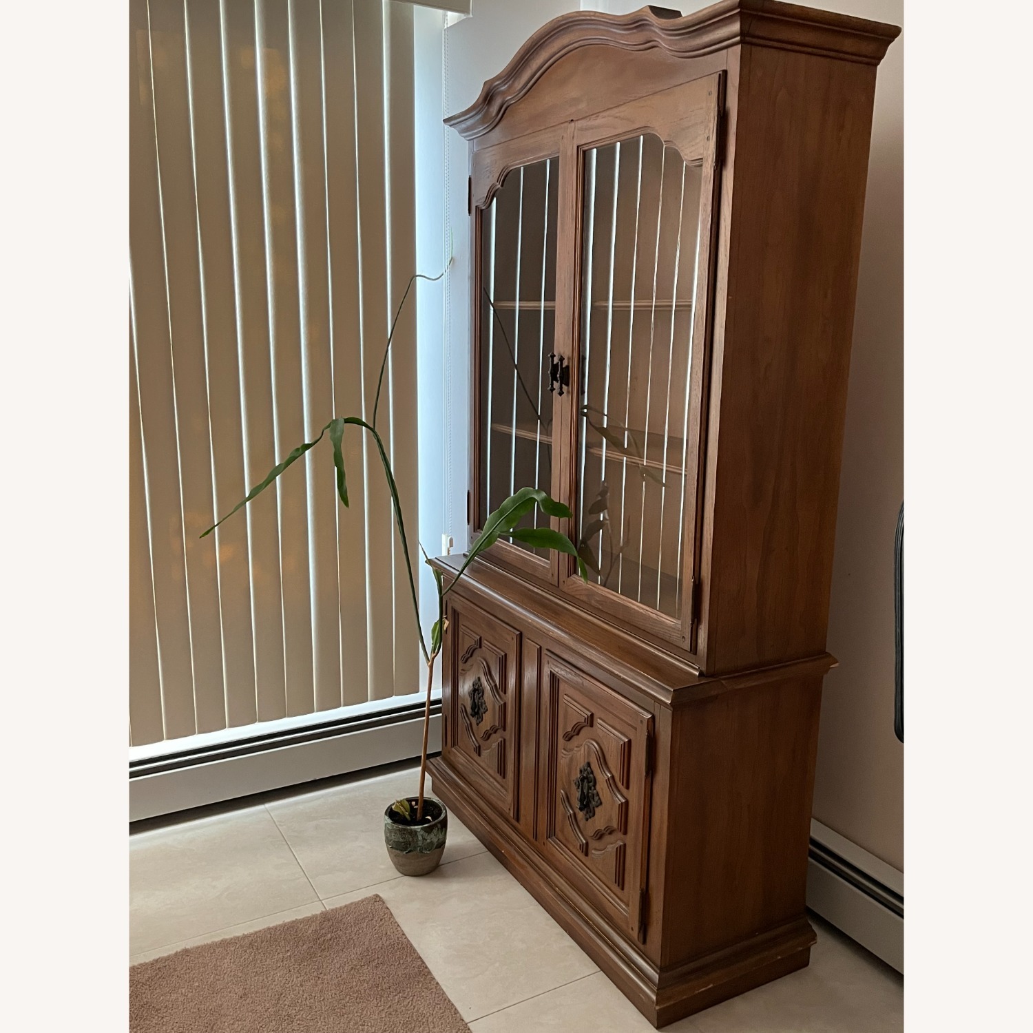 Vintage Keller China Cabinet Solid Wood - image-2