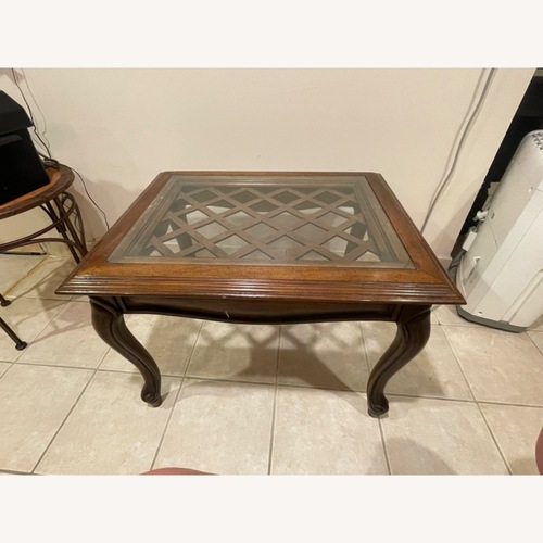 Used Classic Coffee Table for sale on AptDeco