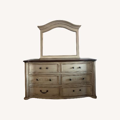 Used Hooker Furniture Vintage Vanity Dresser for sale on AptDeco