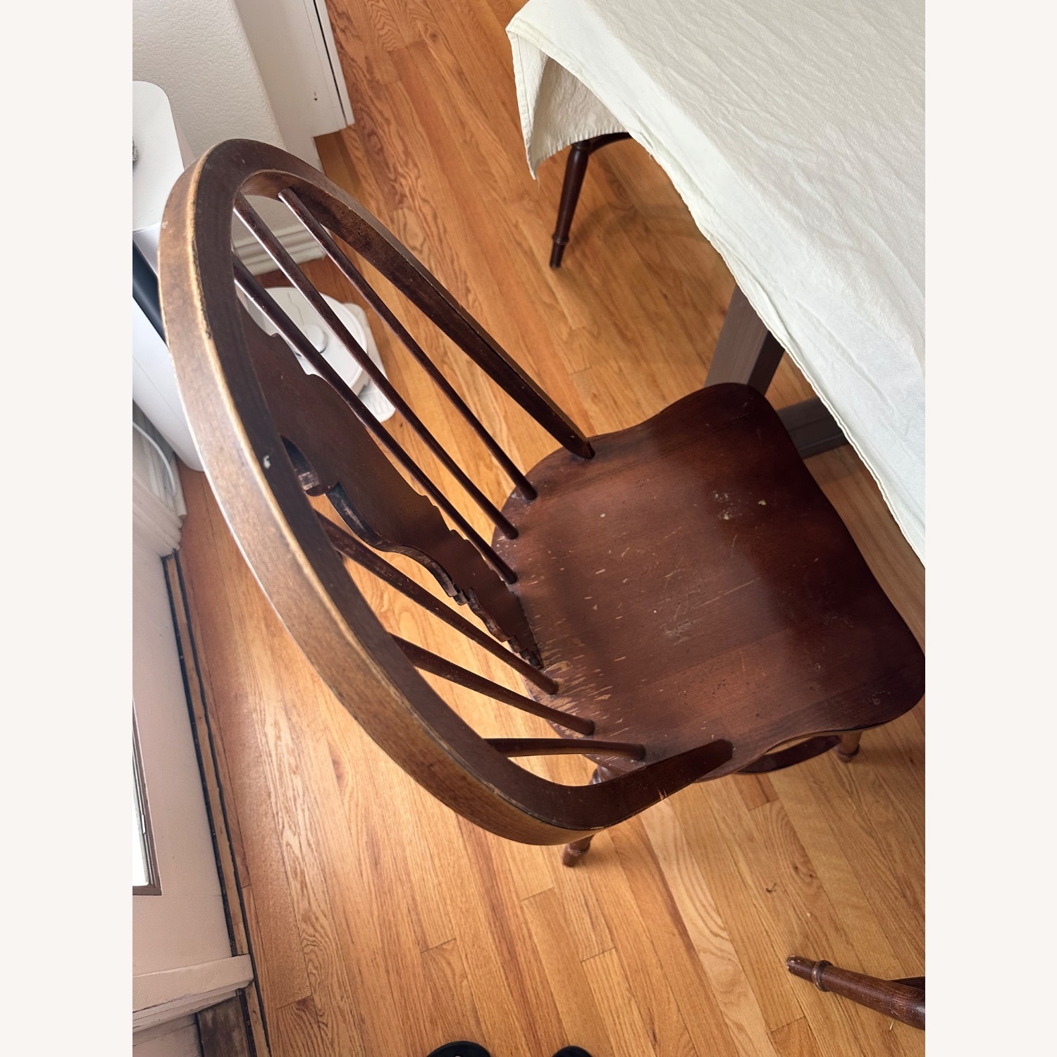 Broyhill Windsor Dining Chairs - image-3