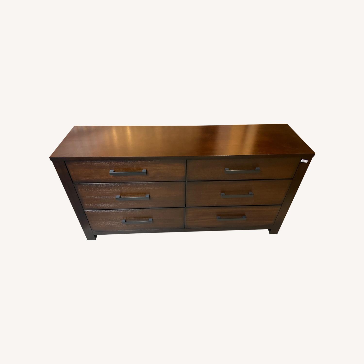 Abbot 6-Drawer Dresser with Matching Mirror - image-12
