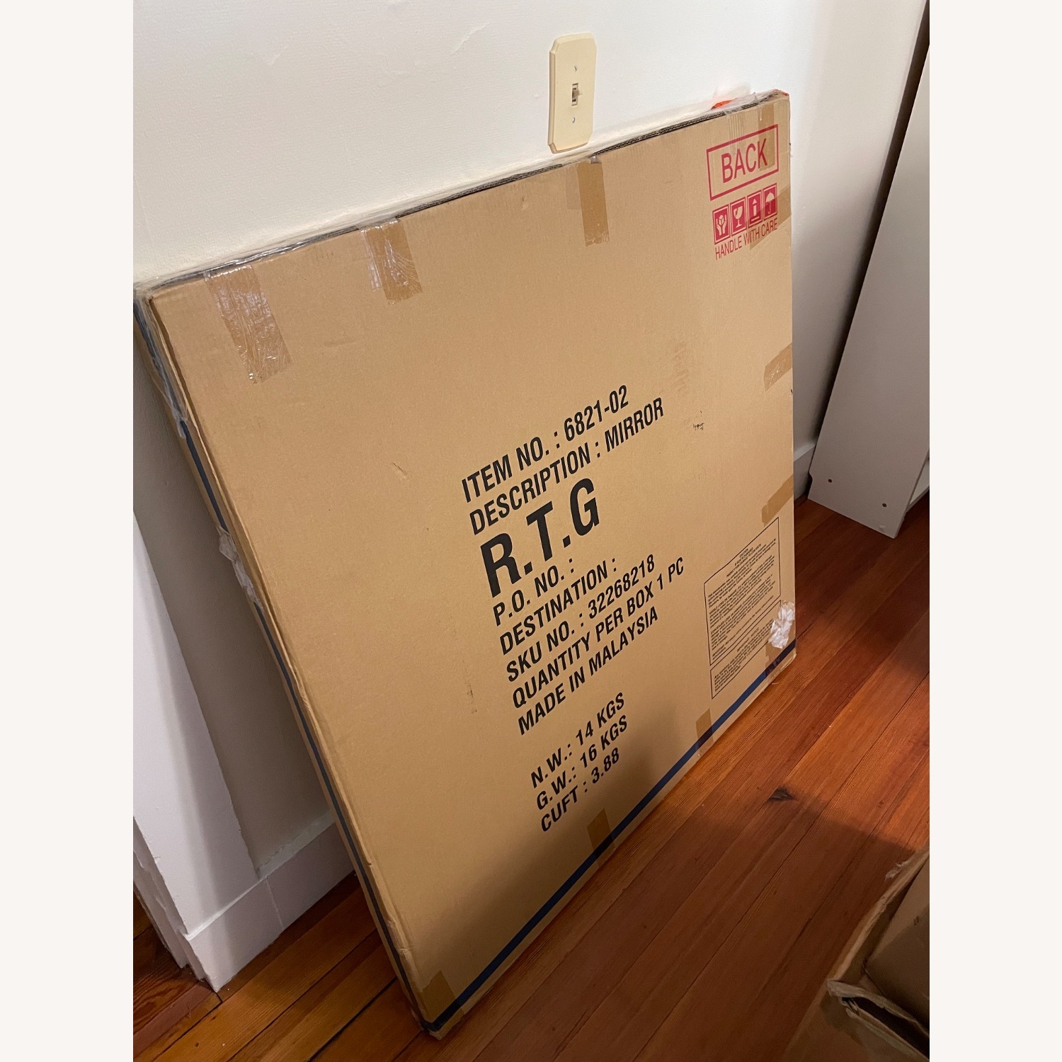 Abbot 6-Drawer Dresser with Matching Mirror - image-8