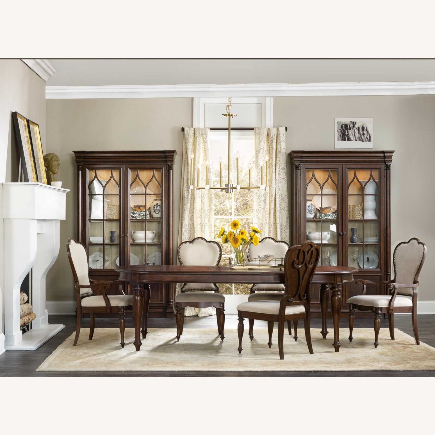 Hooker Furniture Dining Table & 8 Dining Chairs - image-12