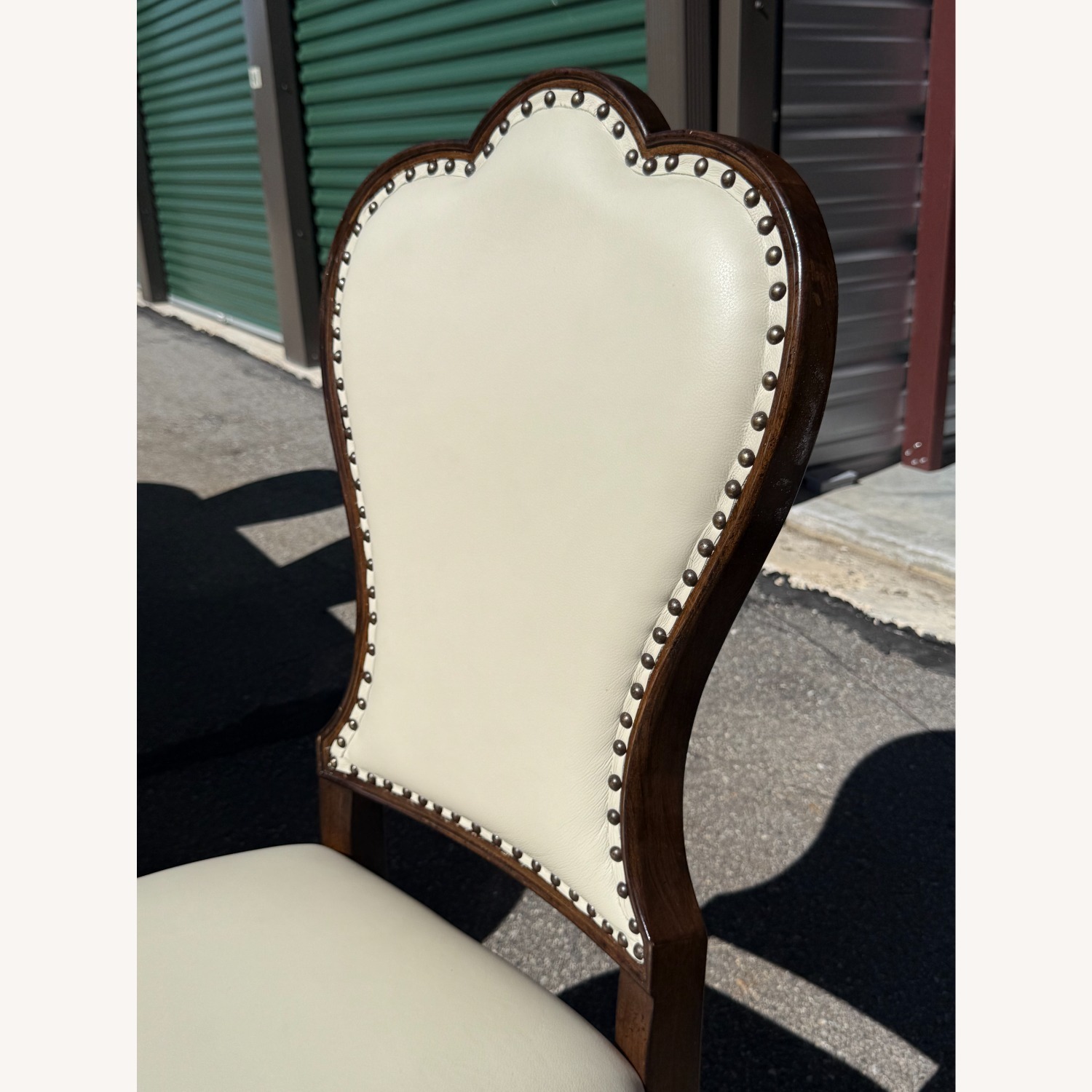 Hooker Furniture Dining Table & 8 Dining Chairs - image-7