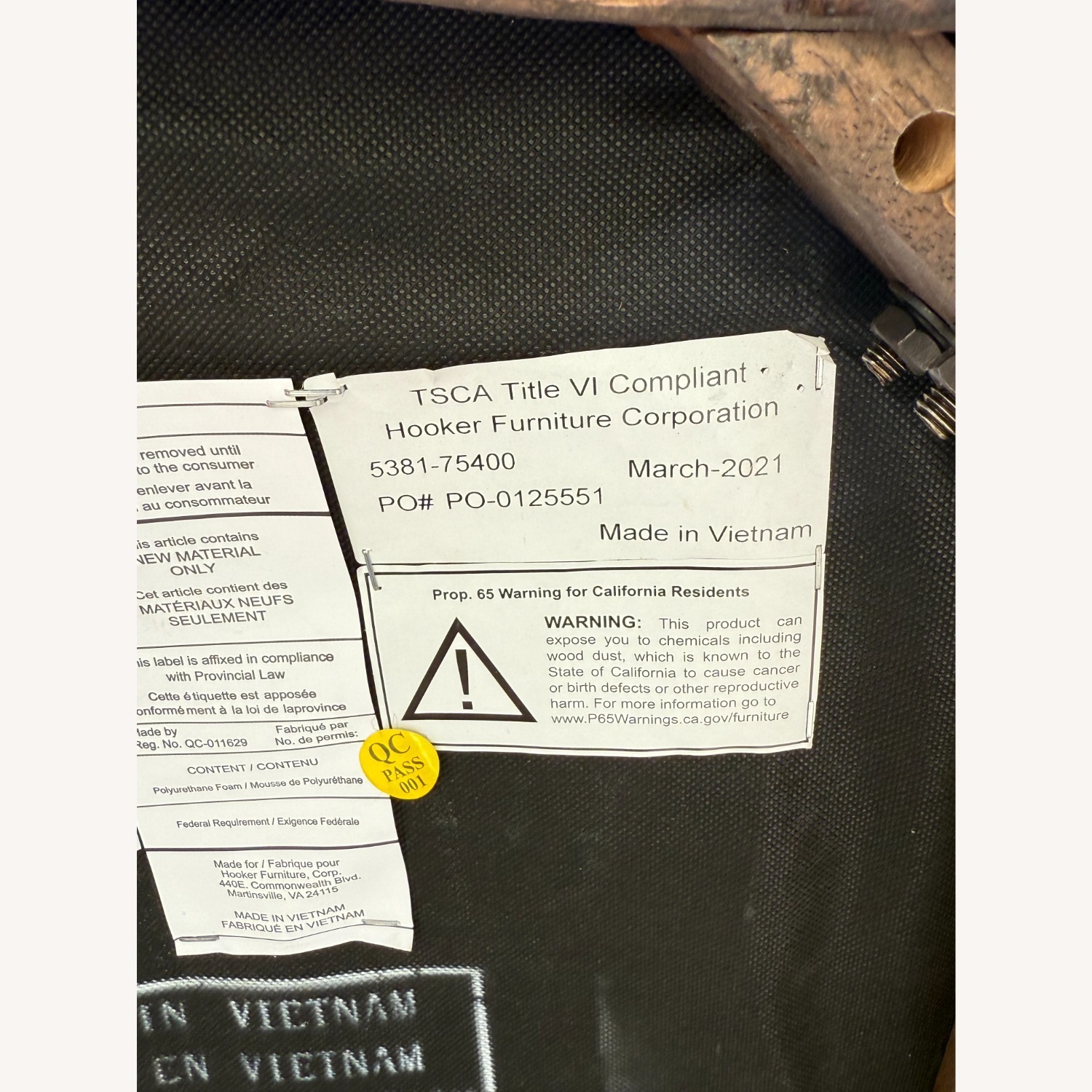 Hooker Furniture Dining Table & 8 Dining Chairs - image-9