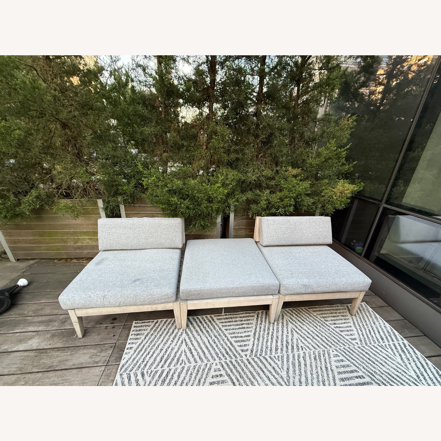 Washable patio set! - image-8