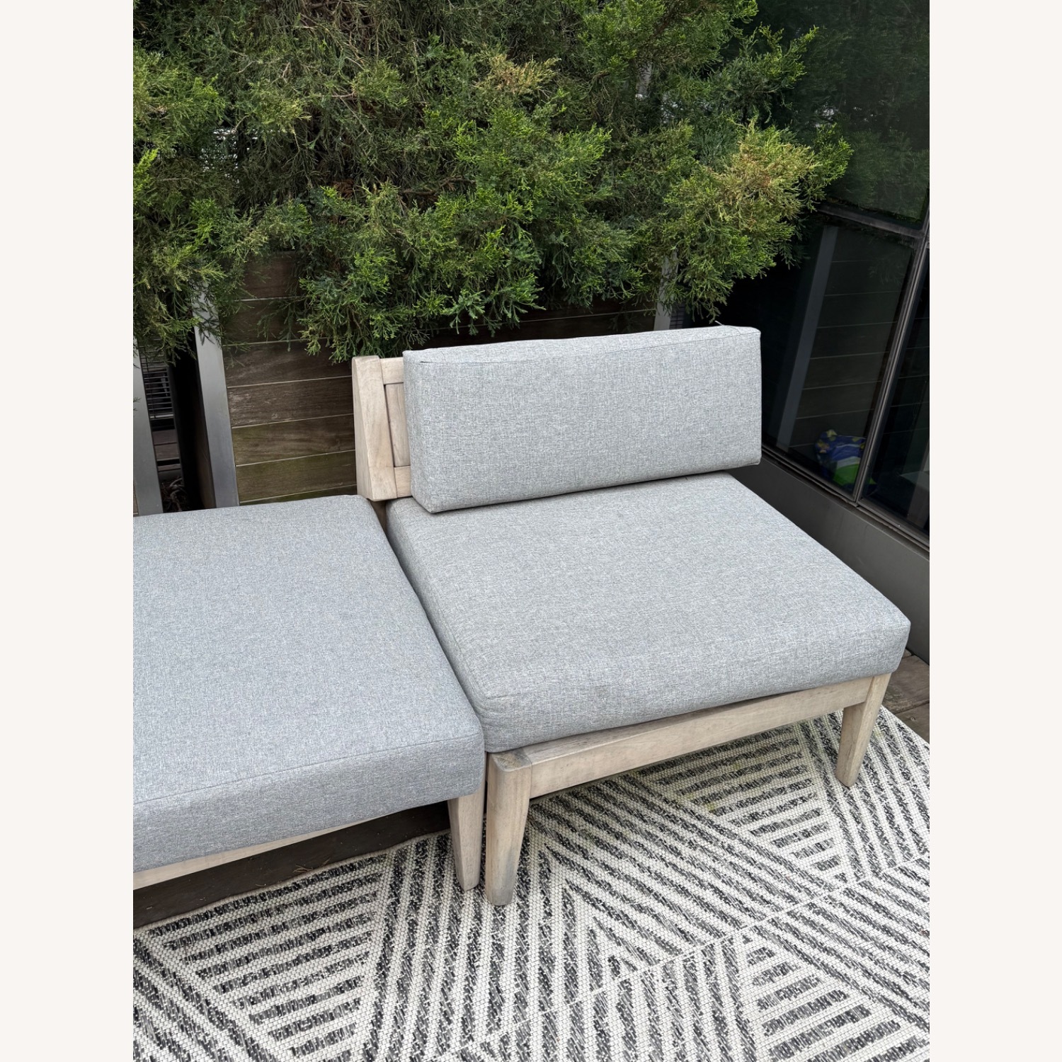 Washable patio set! - image-4