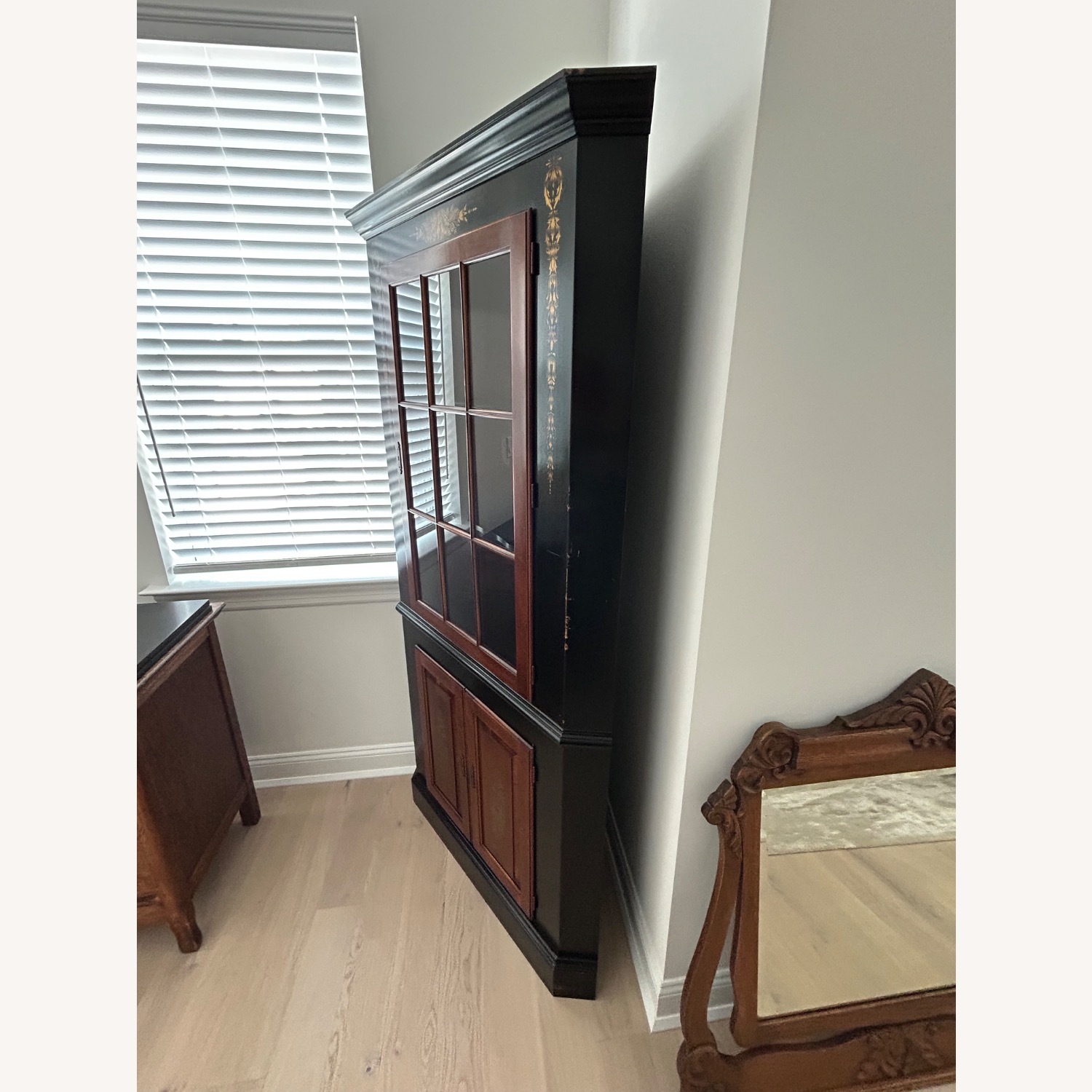 Vintage Curio - image-2