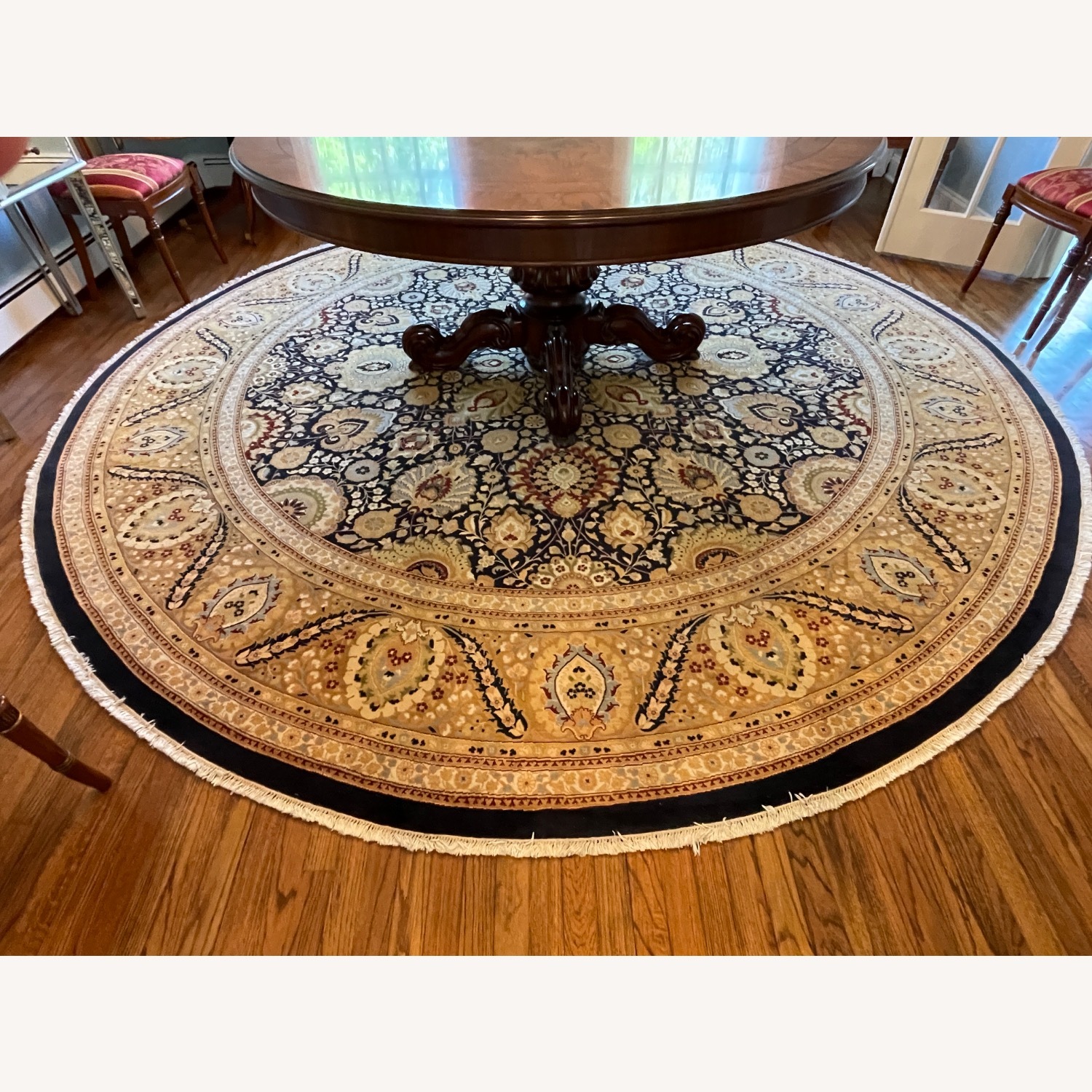 Round Orian Rugs Round Persian/Oriental Rug - AptDeco