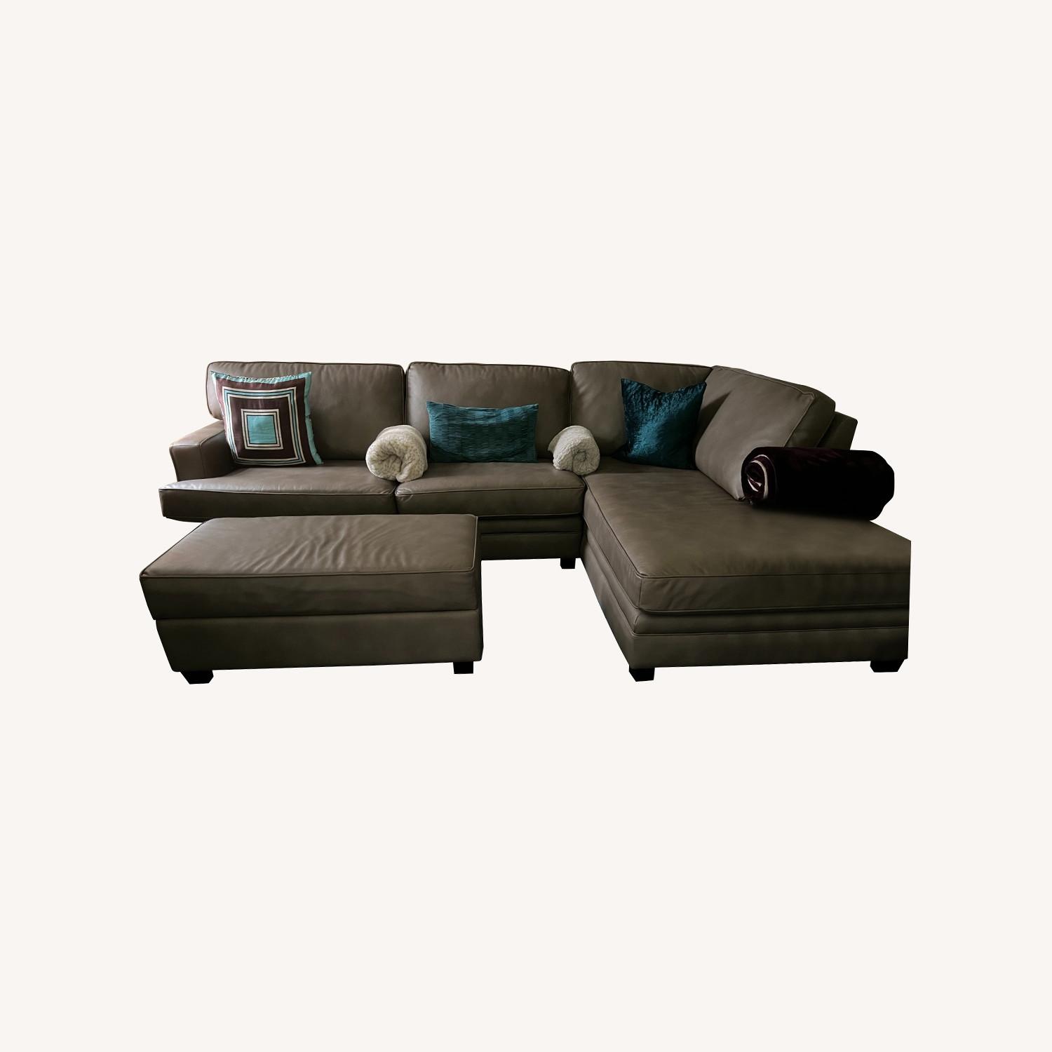Gray Sectional Sofa With Lounge and Ottoman - image-0