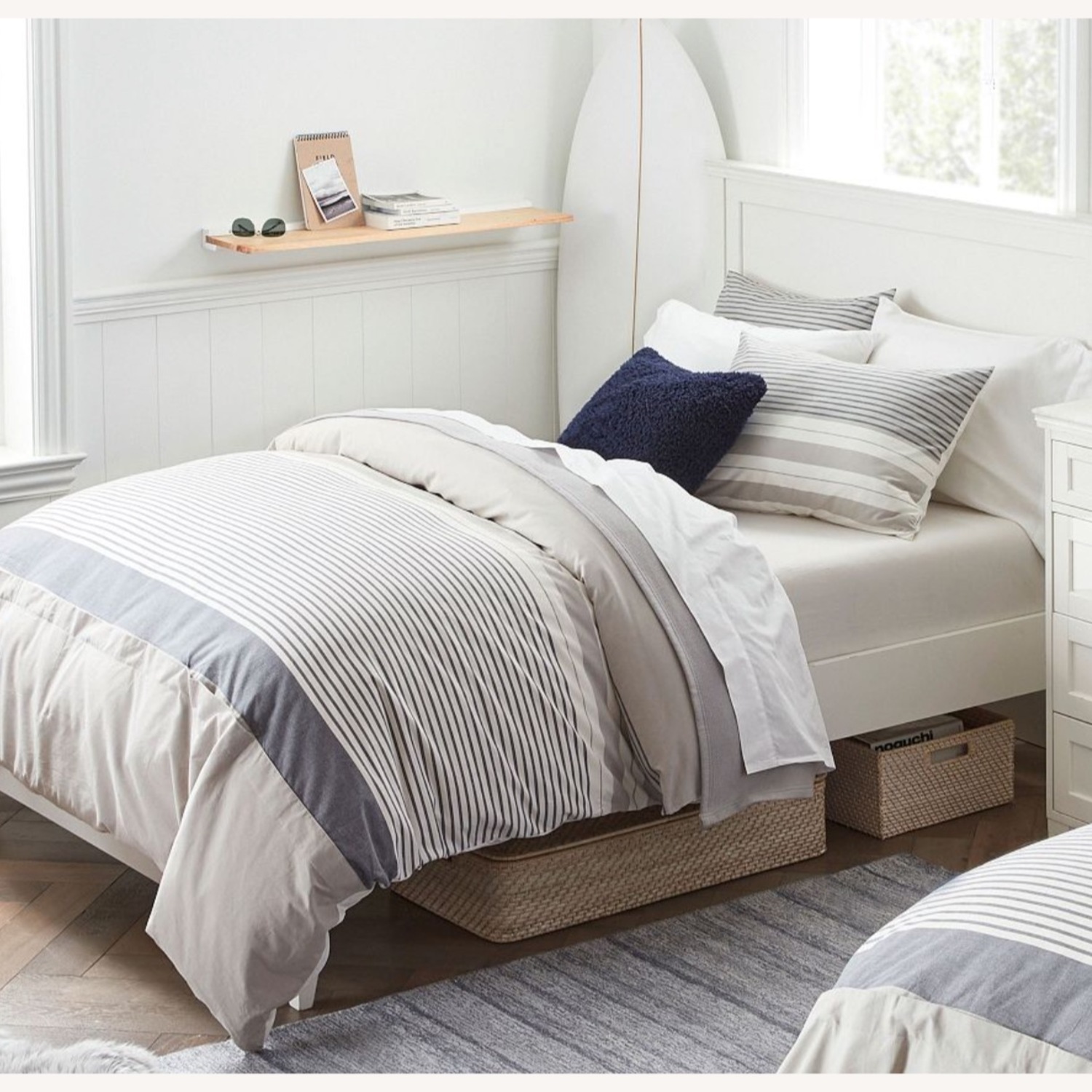 Pottery Barn Teen Hampton Twin Bed - image-3